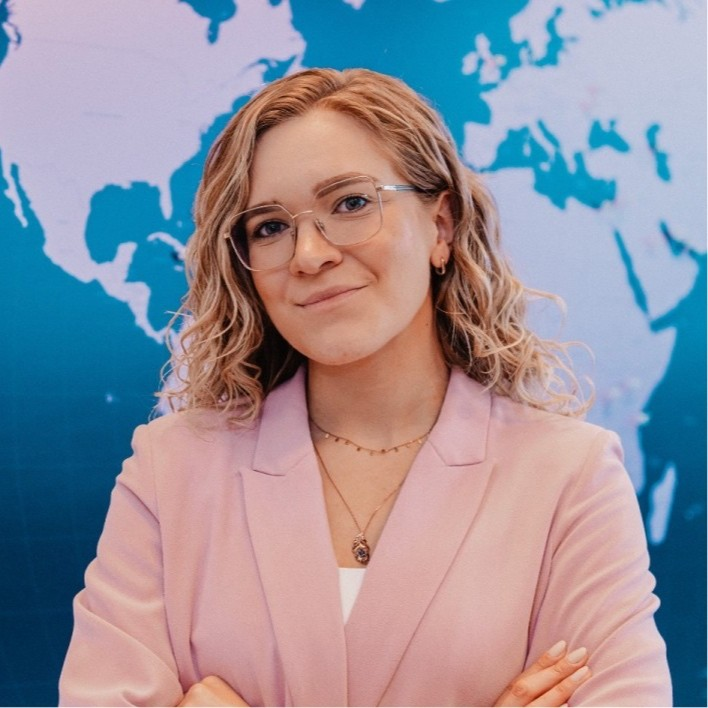 Adhele Tuulas - Digital Nation